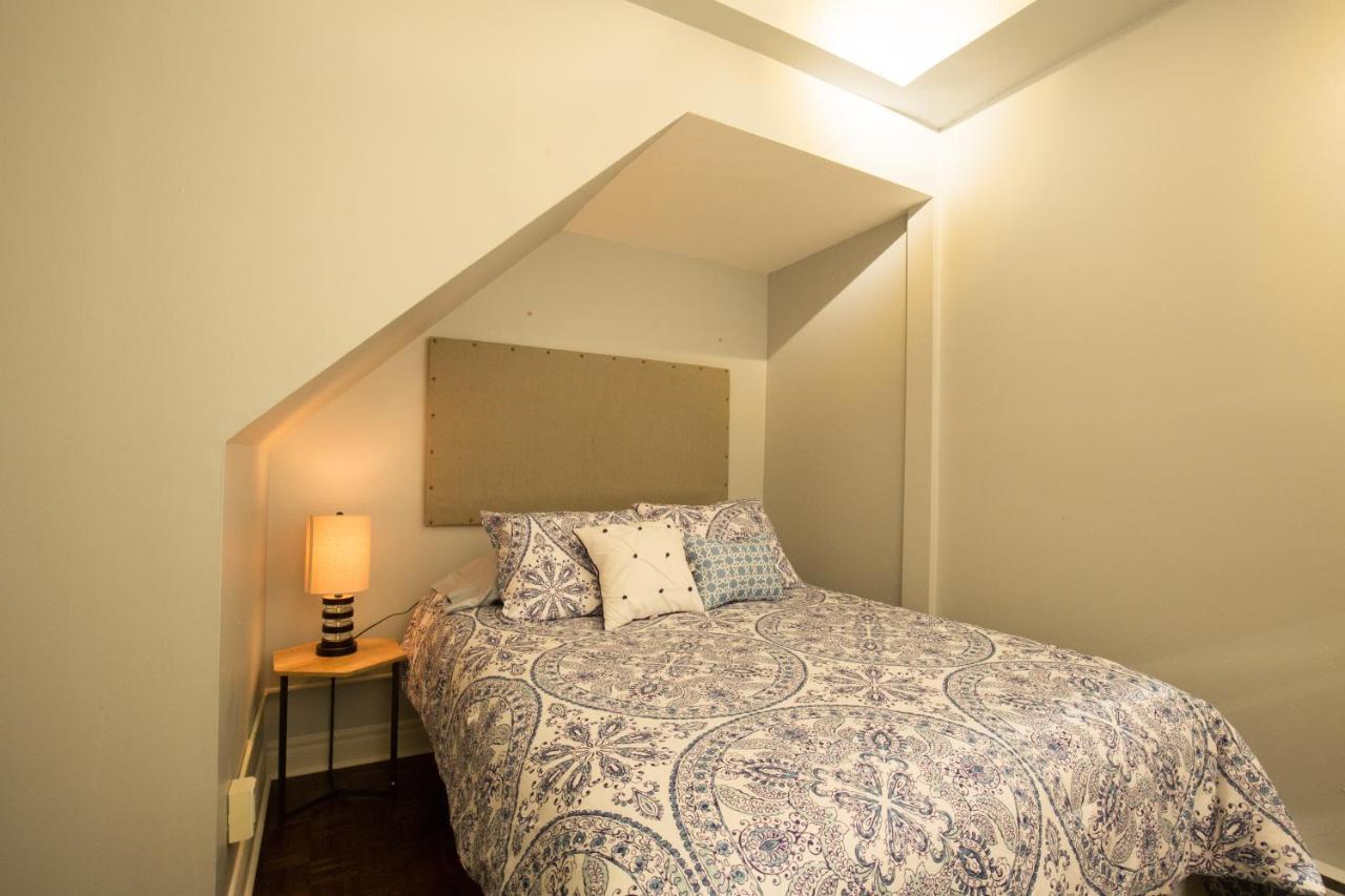The Only Backpacker'S Inn (Adults Only) Toronto Exteriör bild